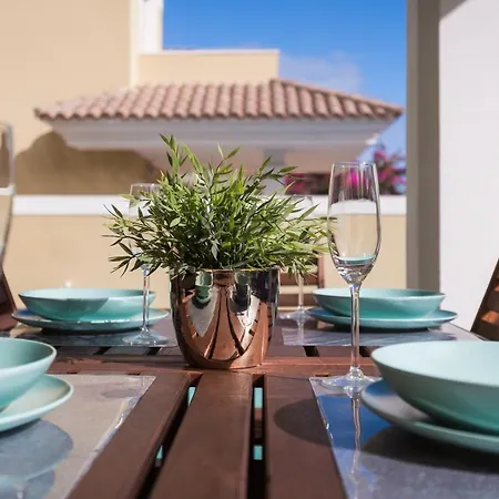 Home2book Fiona Private Pool & Wifi Willa